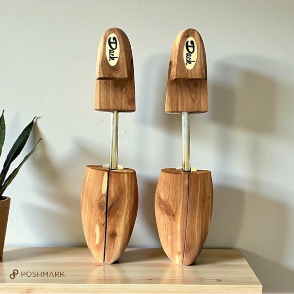 💖 Dack’s Cedar Shoe Trees - Picture 1 of 1
